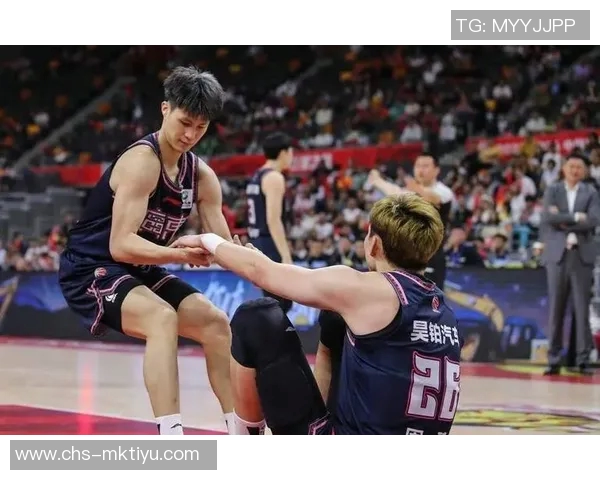 广东队重塑锋线阵容杜锋将用绝招挤走伯克逼退张皓嘉 广东队重塑锋线阵容杜锋将用绝招挤走伯克逼退张皓嘉